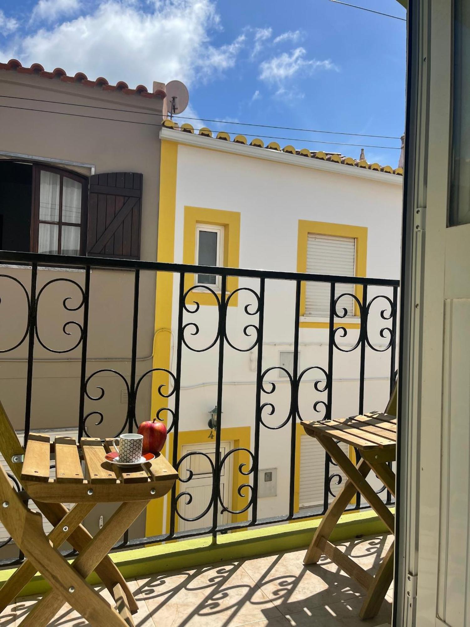 Little Hikers Hostel Raposeira  Exterior photo